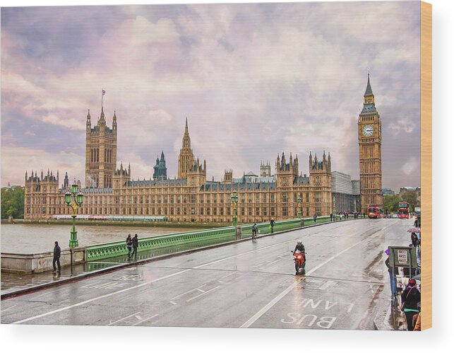 House Of Parliament Wood Print featuring the digital art House of Parliament London by SnapHappy Photos