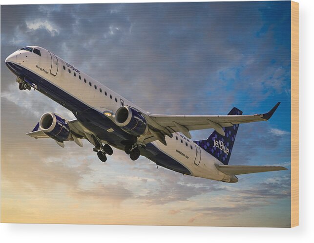 Jetblue Wood Print featuring the photograph JetBlue ERJ-190 by Chris Smith