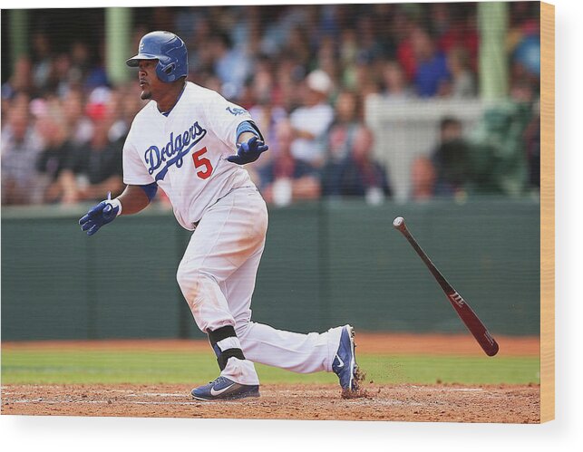 Los Angeles Dodgers Wood Print featuring the photograph Juan Uribe by Brendon Thorne