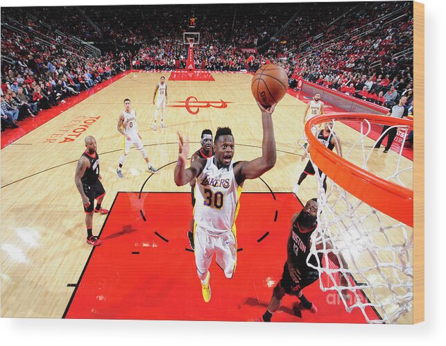 Julius Randle Wood Print featuring the photograph Julius Randle by Bill Baptist