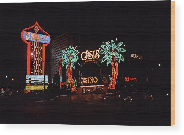 America Wood Print featuring the photograph Las Vegas 1983 #2 by Frank Romeo