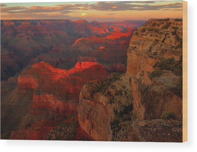 Sunset Wood Print featuring the photograph Late Day Light - Yavapai Point by Stephen Vecchiotti