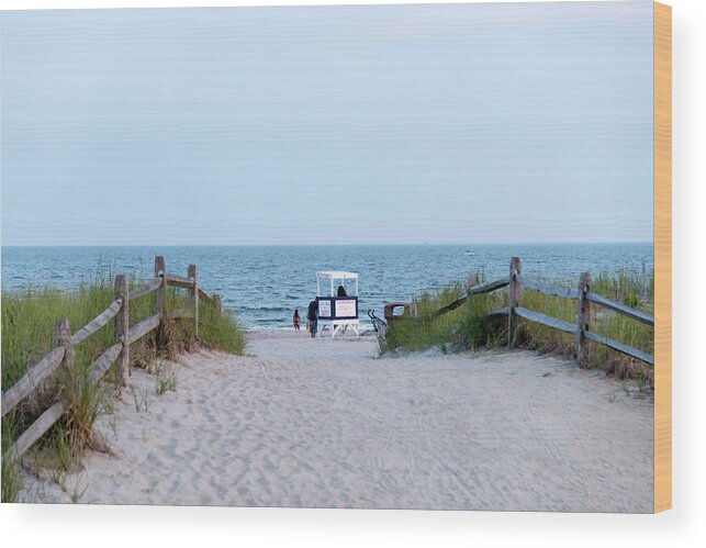 Ocean City Wood Print featuring the photograph Lifeguard hut on the beach at Ocean City by Mark Stout