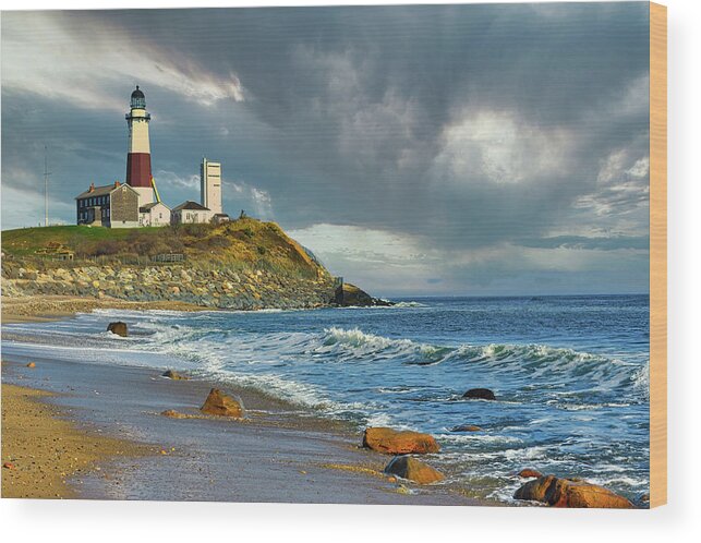 Montauk Wood Print featuring the photograph Lighthouse at Montauk Point by William Jobes