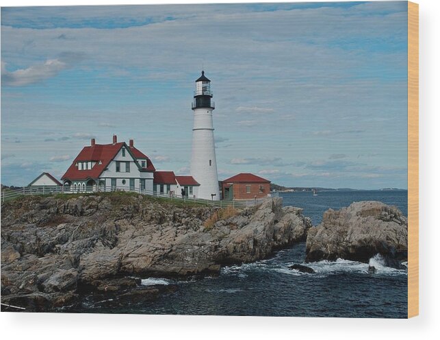 Maine Wood Print featuring the photograph Lighthouse by Dmdcreative Photography