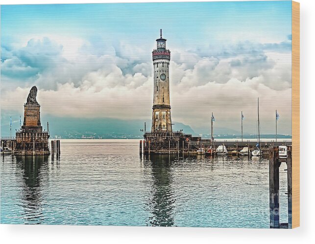 Lighthouse Wood Print featuring the photograph Lindau Light by Tom Watkins PVminer pixs