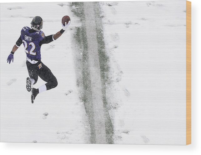 Baltimore Wood Print featuring the photograph Minnesota Vikings v Baltimore Ravens by Patrick Smith