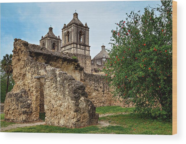Tx Wood Print featuring the photograph Mission Concepcion by Lana Trussell