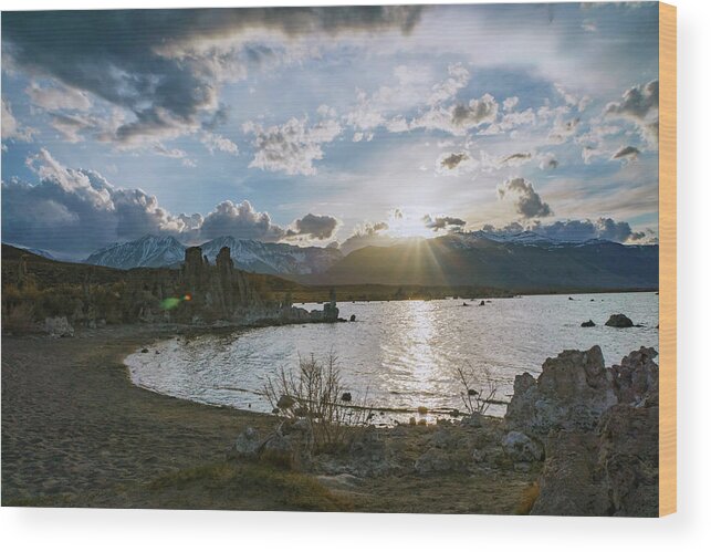 Alkali Flies Wood Print featuring the photograph Mono Lake Sunburst Over Mountains by Lindsay Thomson