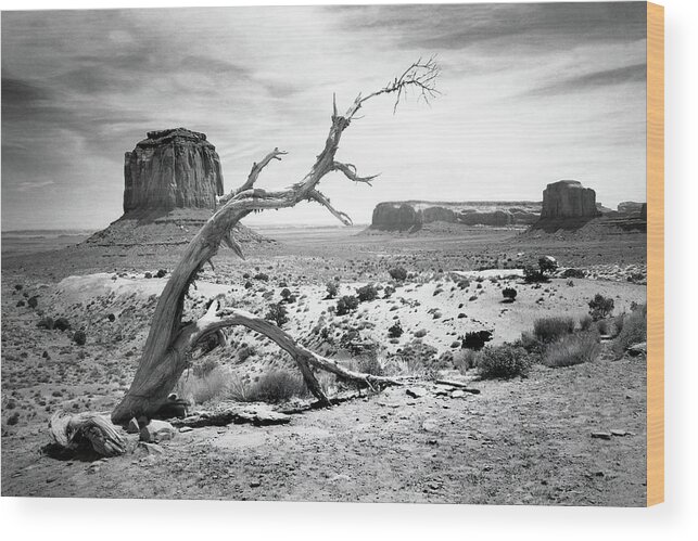 Monument Valley Wood Print featuring the photograph Monument Valley, Utah by Jerry Griffin