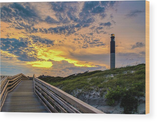 Oak Island Wood Print featuring the photograph Oak Island Lighthouse Sunset by Nick Noble