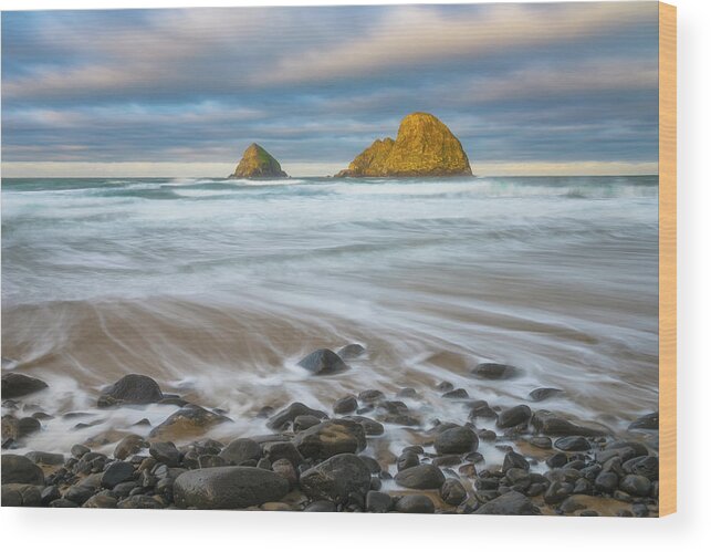 Oregon Wood Print featuring the photograph Oceanside Tides by Darren White