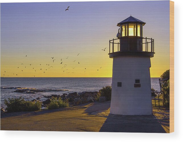 Ogunquit Wood Print featuring the photograph Ogunquit Lighthouse by White Mountain Images