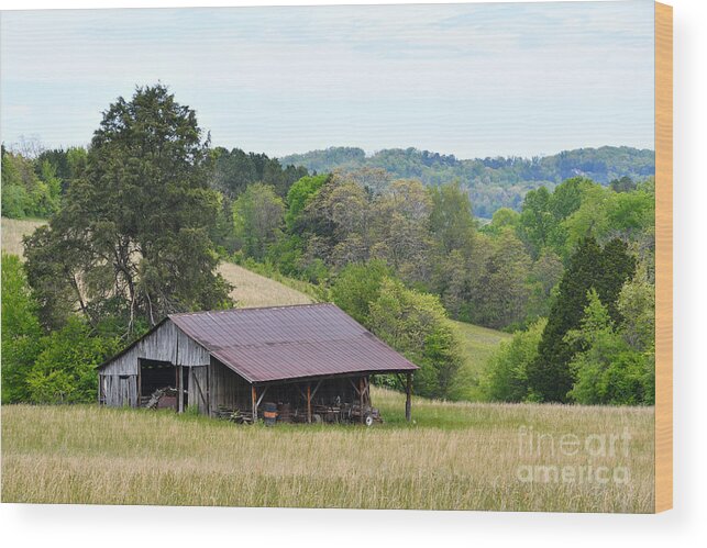 Landscape Wood Print featuring the photograph Old Barn by Phil Perkins