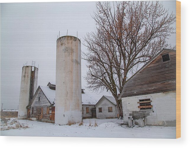 Farm Wood Print featuring the photograph Old Honor Farm in Eagle, Idaho by Dart Humeston