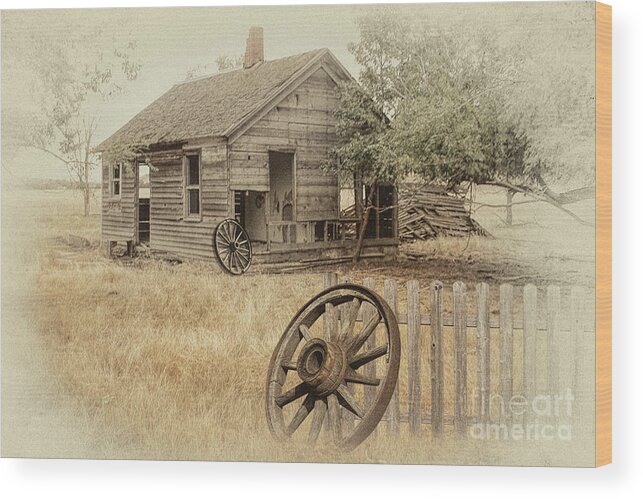 South Dakota Wood Print featuring the digital art Old Ranch Home by Jim Hatch
