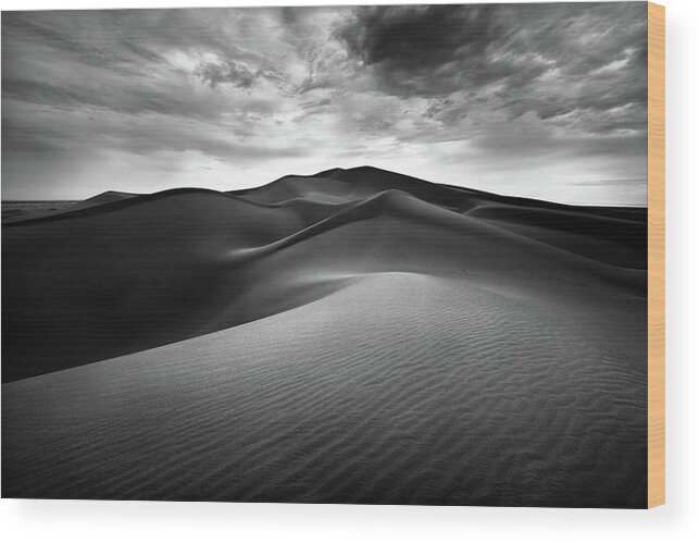 Algodones Dunes Wood Print featuring the photograph Pyramids of Sand by Alexander Kunz