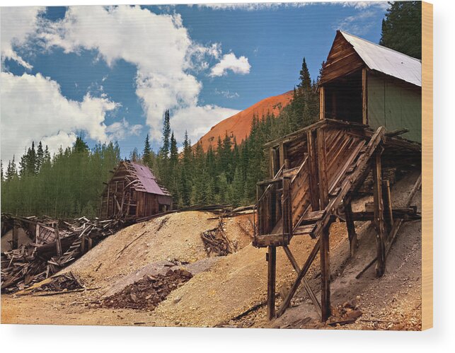 Colorado Wood Print featuring the photograph Red Mountain Mining - The Loader by Lana Trussell