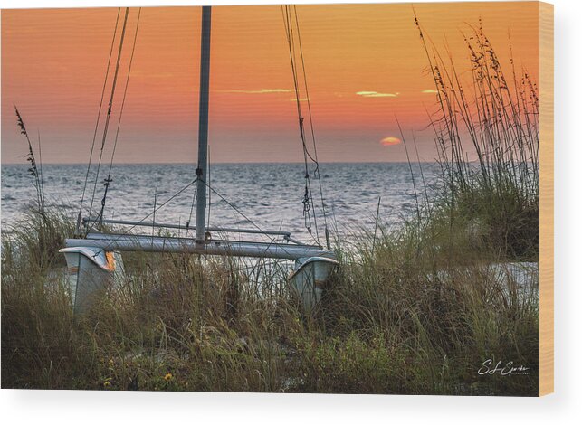 Florida Wood Print featuring the photograph Retired At The Beach by Steven Sparks