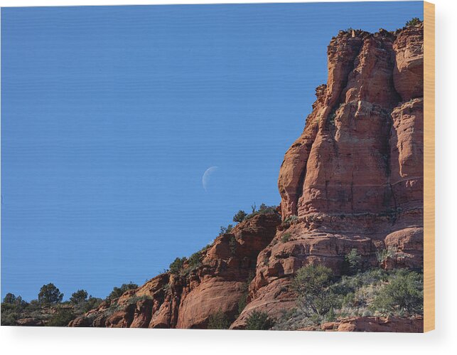 Sedona Wood Print featuring the photograph Rising to the Right by Steve Templeton