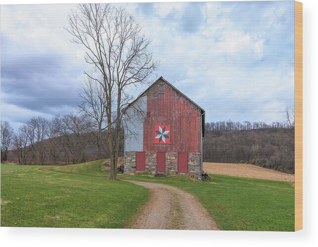 Phillipsburg Wood Print featuring the photograph Road To Van Nest Hoff Vannatta Barn by Kristia Adams