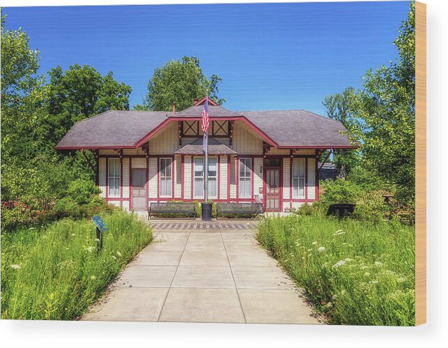 Train Depot Wood Print featuring the photograph Rockville Train Station by Susan Rissi Tregoning
