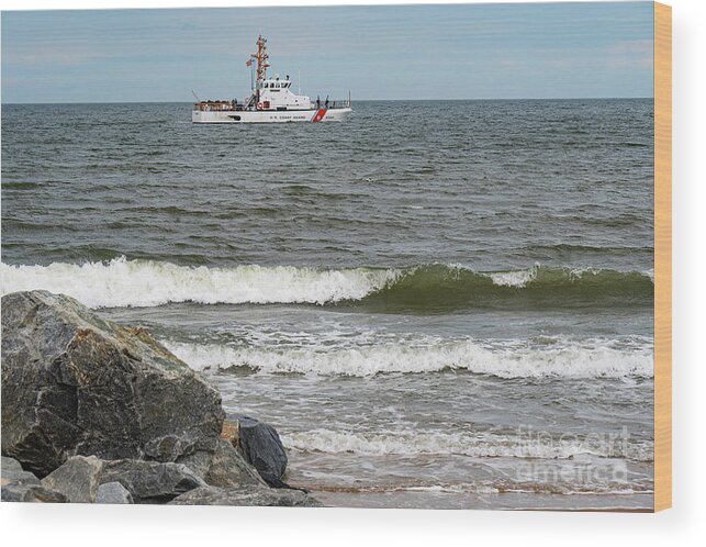 Cape Henlopen State Park Wood Print featuring the photograph Seaside Coast Guard by Bob Phillips