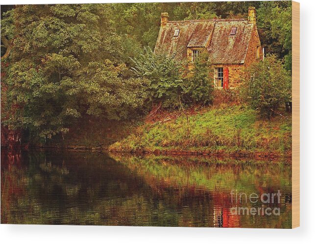 Hexham Wood Print featuring the photograph Secluded River Cottage by Martyn Arnold