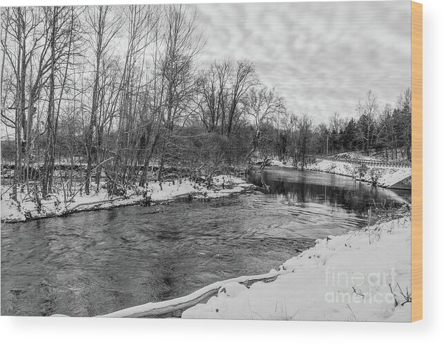 Black And White Wood Print featuring the photograph Snow Beauty James River Grayscale by Jennifer White