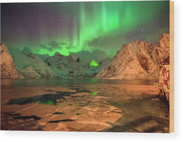 Northern Light Wood Print featuring the photograph Spectacular night in Lofoten 1 by Dubi Roman