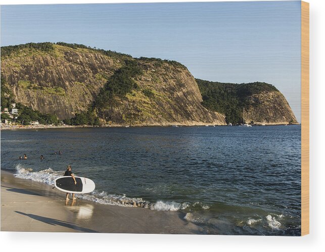 Recreational Pursuit Wood Print featuring the photograph Stand Up Paddle by Ze Martinusso