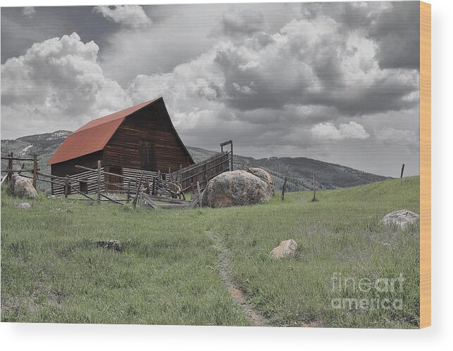 Steamboat Barn Wood Print featuring the photograph Steamboat Barn by Veronica Batterson