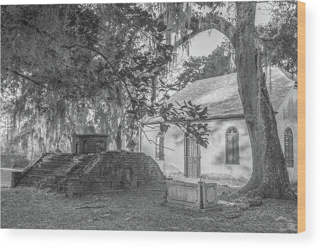 Chapel Wood Print featuring the photograph Strawberry Chapel in Black and White 3 by Cindy Robinson
