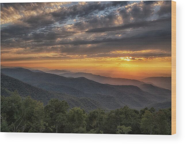 Virginia Wood Print featuring the photograph Summer Sunset Glow by Tricia Louque