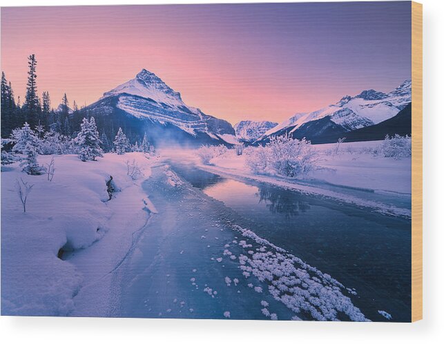 Winter Wood Print featuring the photograph Tangle Peak Sunrise by Henry w Liu