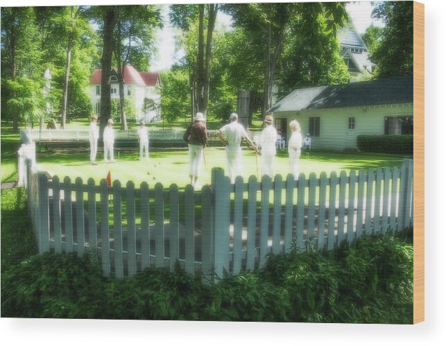 Croquet Wood Print featuring the photograph The Croquet Club With Radiance by Robert Carter