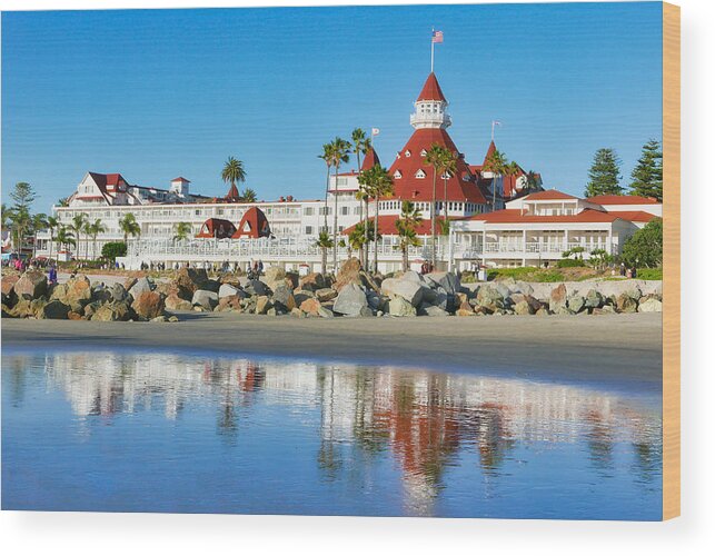 San Diego Wood Print featuring the photograph The Hotel del Coronado Historic Luxury Hotel by Robert Bellomy