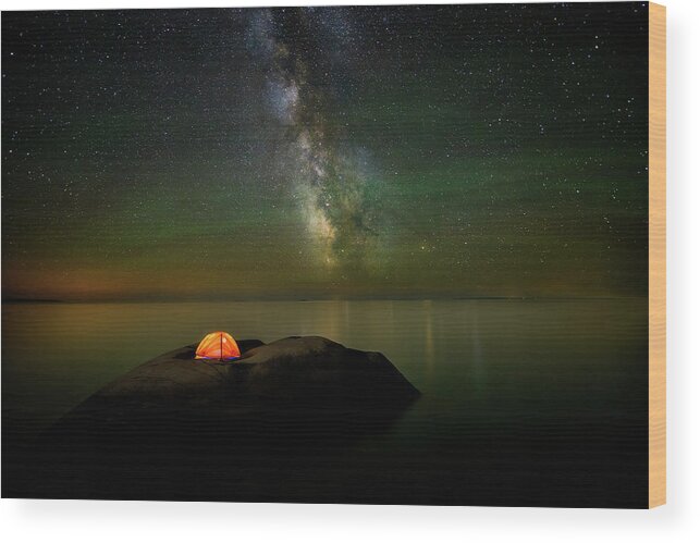 The Milky Way Wood Print featuring the photograph The Lonely Planet by Henry w Liu