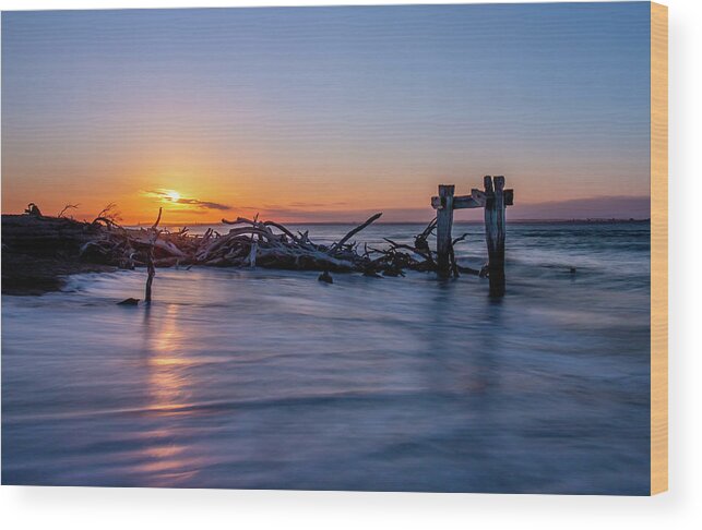 The Old Cattle Jetty Wood Print featuring the photograph The Old Cattle Jetty, Point Nepean by Vicki Walsh