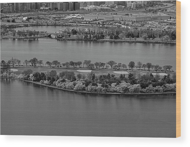 Washington Wood Print featuring the photograph The Pentagon Aerial BW by Susan Candelario