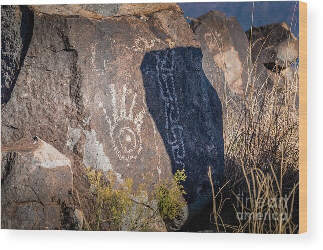 Ancient Wood Print featuring the photograph Three Rivers Petroglyphs #25 by Blake Webster