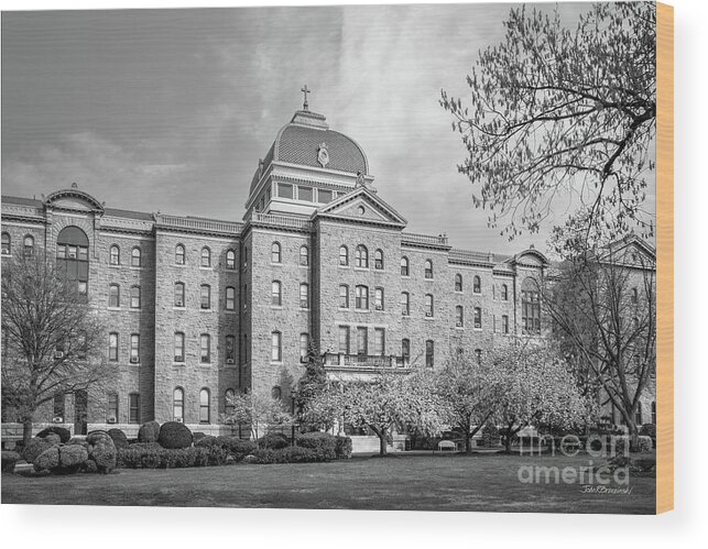 Trinity Washington University Wood Print featuring the photograph Trinity Washington University Main Hall by University Icons