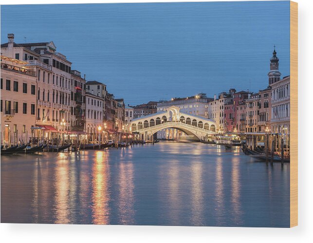 Italy Wood Print featuring the photograph Twilight at the Rialto Bridge, Venice, Italy by Sarah Howard