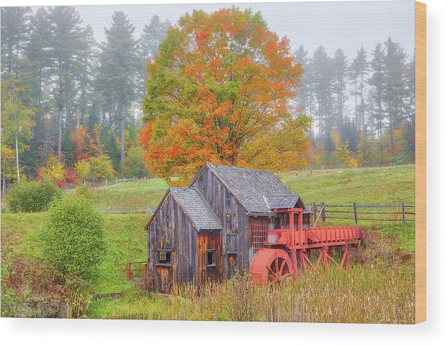 Guildhall Grist Mill Wood Print featuring the photograph Vermont Fall Foliage at the Guildhall Grist Mill by Juergen Roth