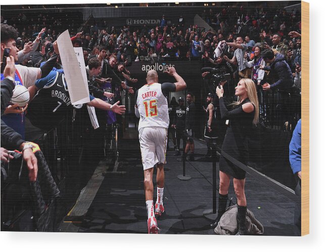 Nba Pro Basketball Wood Print featuring the photograph Vince Carter by Matteo Marchi