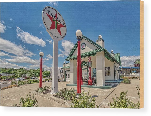 Fairfield Foundation Wood Print featuring the photograph Vintage Texaco Station by Jerry Gammon