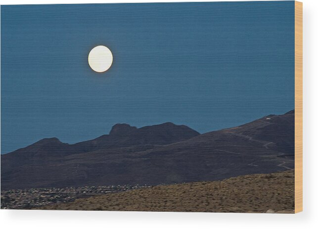 Moon Desert Landscape Wood Print featuring the photograph Desert Moon by William Kimble