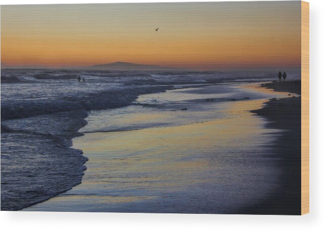 Huntington Beach Wood Print featuring the photograph Quiet by Tammy Espino