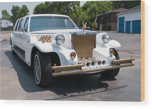 Automobile Wood Print featuring the photograph Limousine by Guy Whiteley