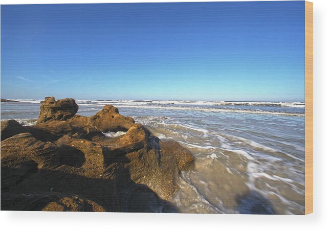 Silhouette Wood Print featuring the photograph Coquina Beach by Robert Och